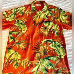 Medium (23”) Mens Tommy Bahama Orange Hawaiian Shirt Palm Banana Leaf super soft